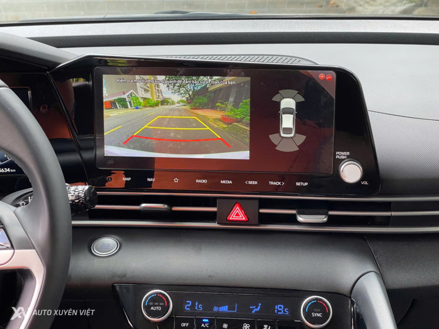 Hyundai Elantra 2.0AT 2022 Hyundai Elantra 2.0AT 2022