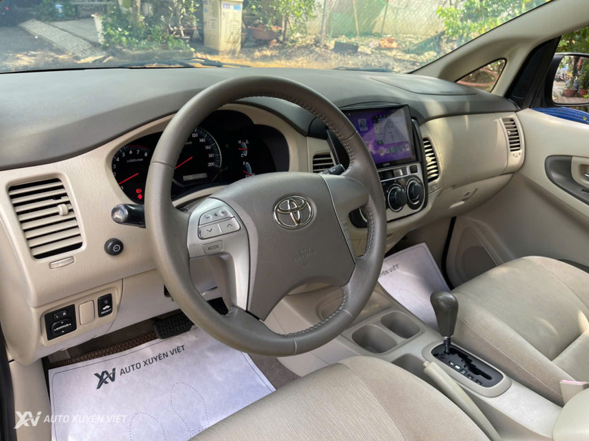 Toyota Innova 2.0 G AT 2013 Toyota Innova 2.0 G AT 2013