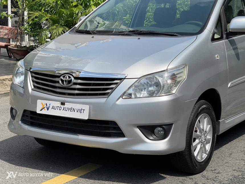 Toyota Innova 2.0 G AT 2013 Toyota Innova 2.0 G AT 2013