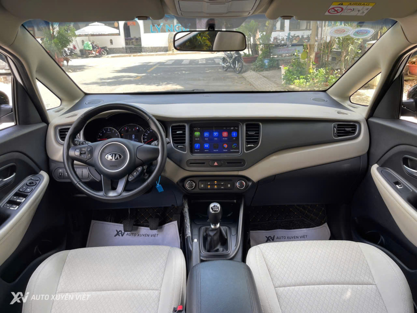 Kia Rondo 2.0 G MT 2022