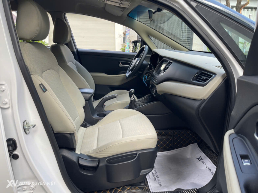 Kia Rondo 2.0 G MT 2022