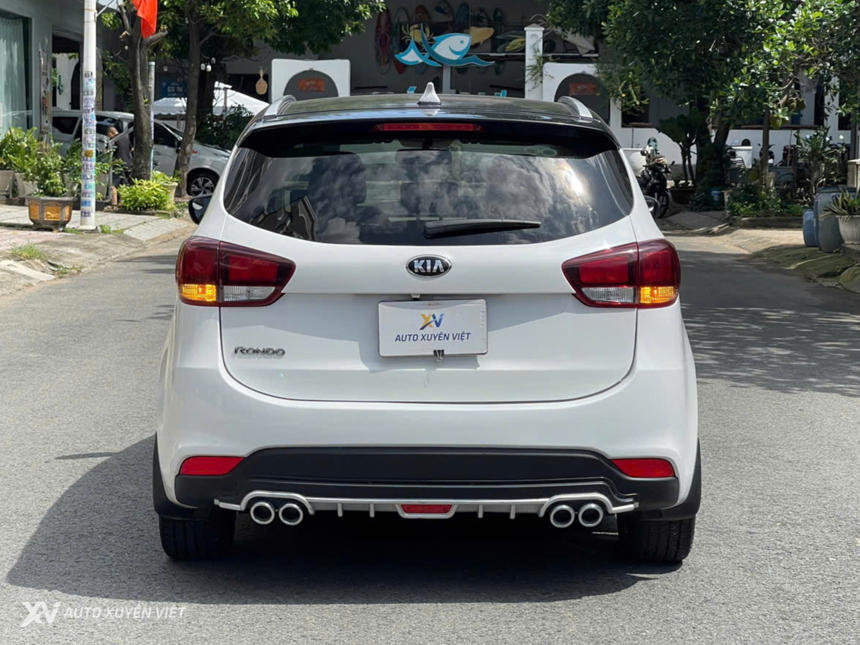 Kia Rondo 2.0 G MT 2022