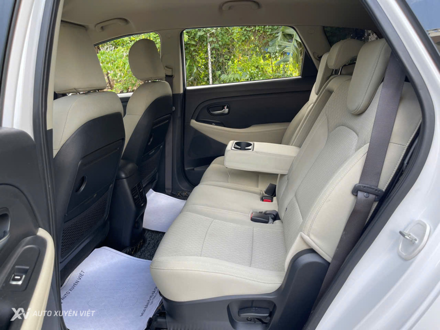 Kia Rondo 2.0 G MT 2022