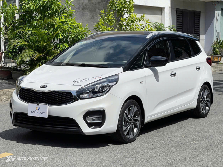 Kia Rondo 2.0 G MT 2022