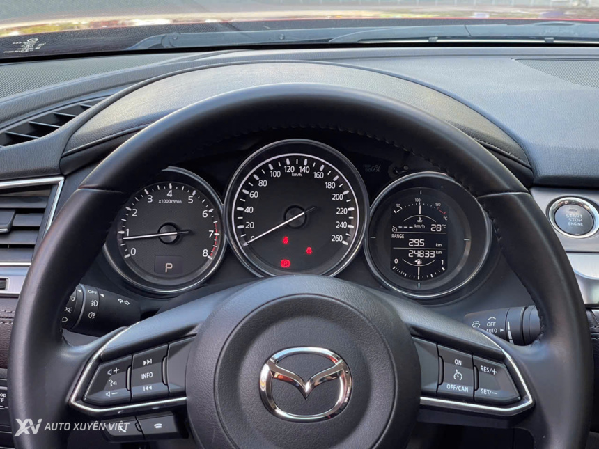 Mazda 6 2.0 Luxury 2020 Mazda 6 2.0 Luxury 2020