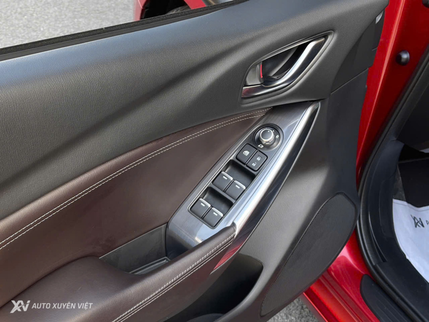 Mazda 6 2.0 Luxury 2020 Mazda 6 2.0 Luxury 2020