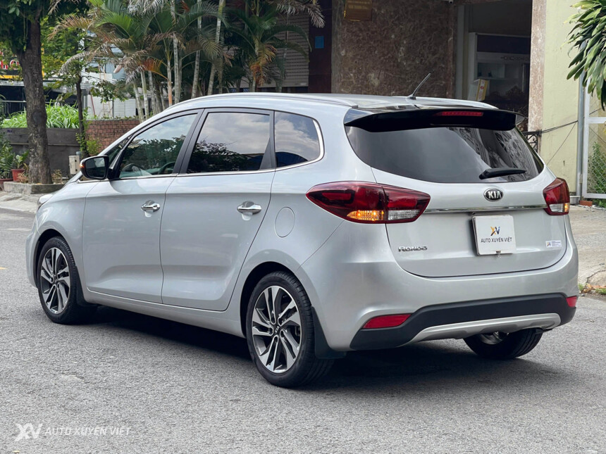 Kia Rondo 2.0 GAT 2019