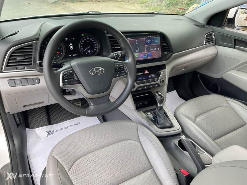 Hyundai Elantra 2.0AT 2018