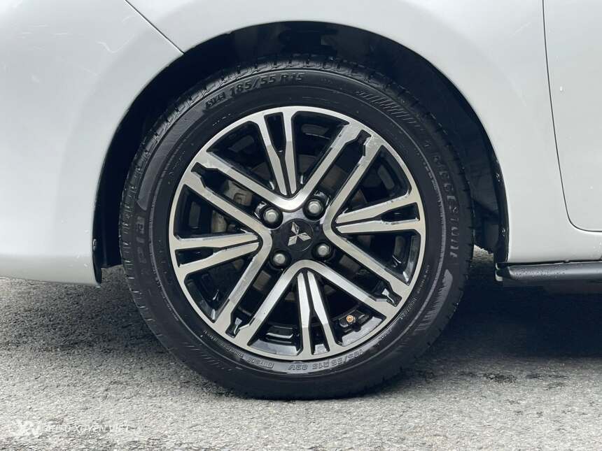 Mitsubishi Attrage 1.2CVT Premium 2021 Mitsubishi Attrage 1.2CVT Premium 2021