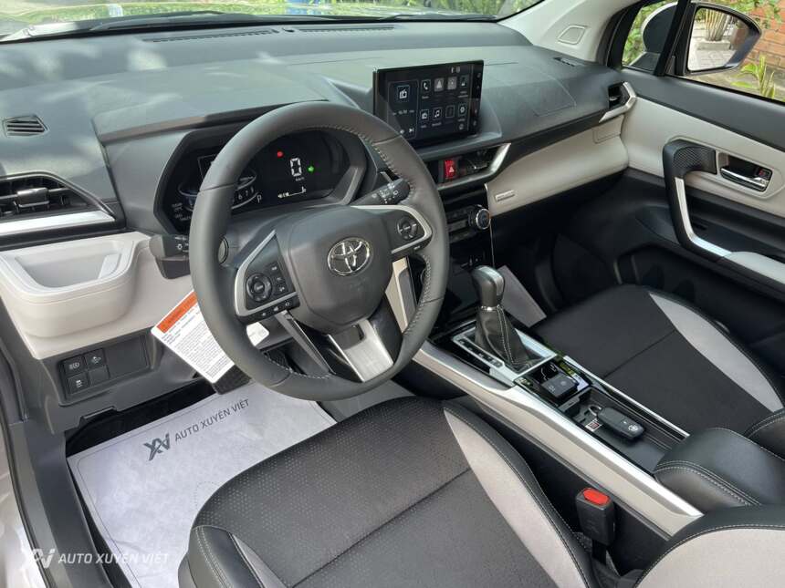 Toyota Veloz Cross Top 1.5 CVT 2024 Toyota Veloz Cross Top 1.5 CVT 2024