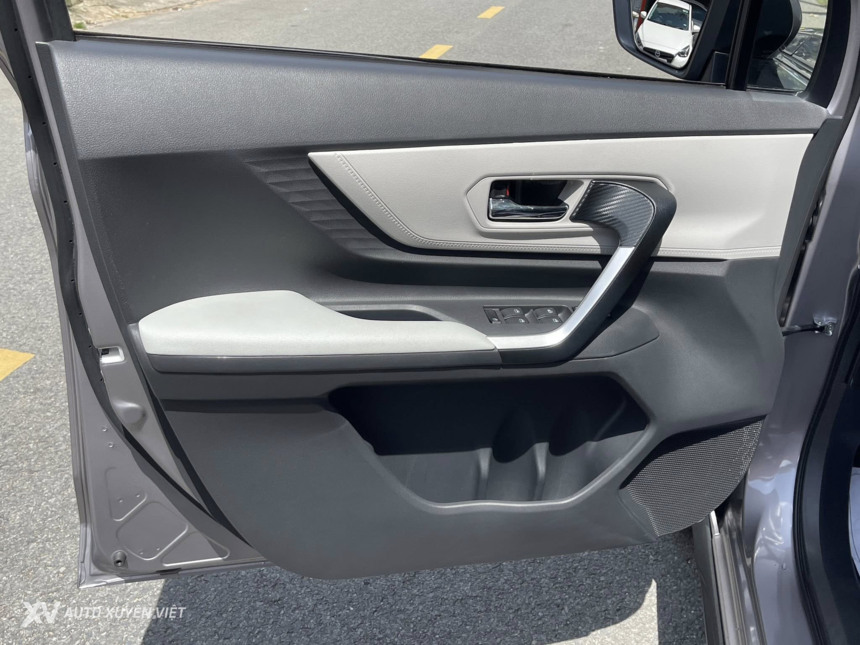 Toyota Veloz Cross Top 1.5 CVT 2024 Toyota Veloz Cross Top 1.5 CVT 2024