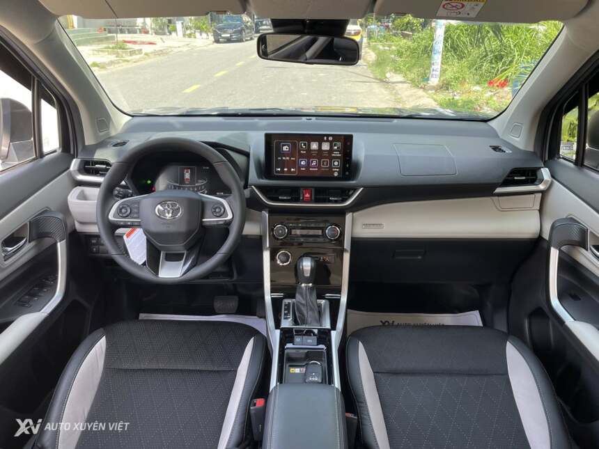 Toyota Veloz Cross Top 1.5 CVT 2024 Toyota Veloz Cross Top 1.5 CVT 2024