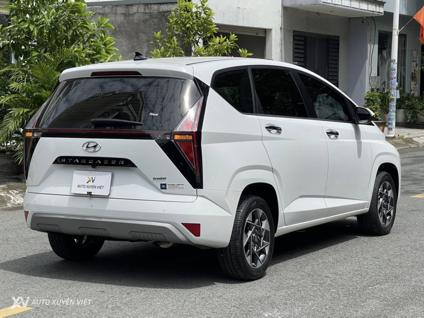Hyundai Stargazer Cao Cấp 1.5AT 2022