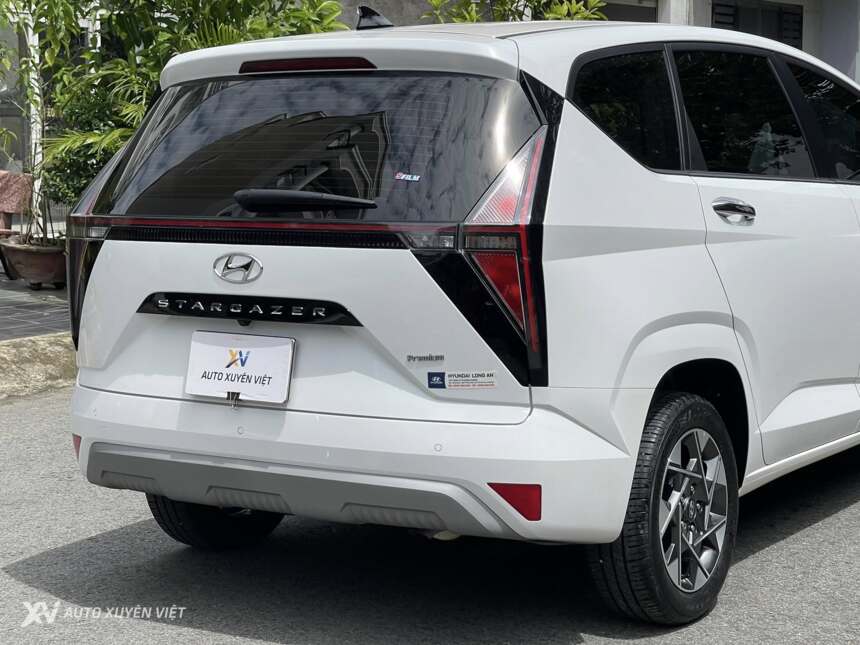 Hyundai Stargazer Cao Cấp 1.5AT 2022