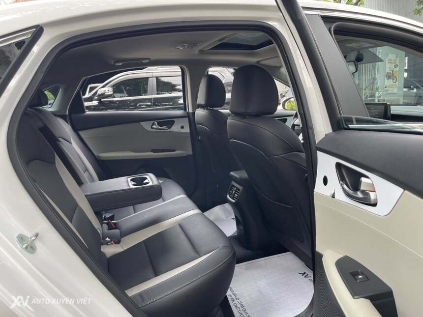 Kia K3 1.6AT Luxury 2022 Siêu Lướt Kia K3 1.6AT Luxury 2022 Siêu Lướt