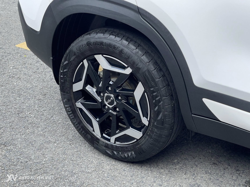 Kia Seltos 1.5L CVT 2024 Kia Seltos 1.5L CVT 2024