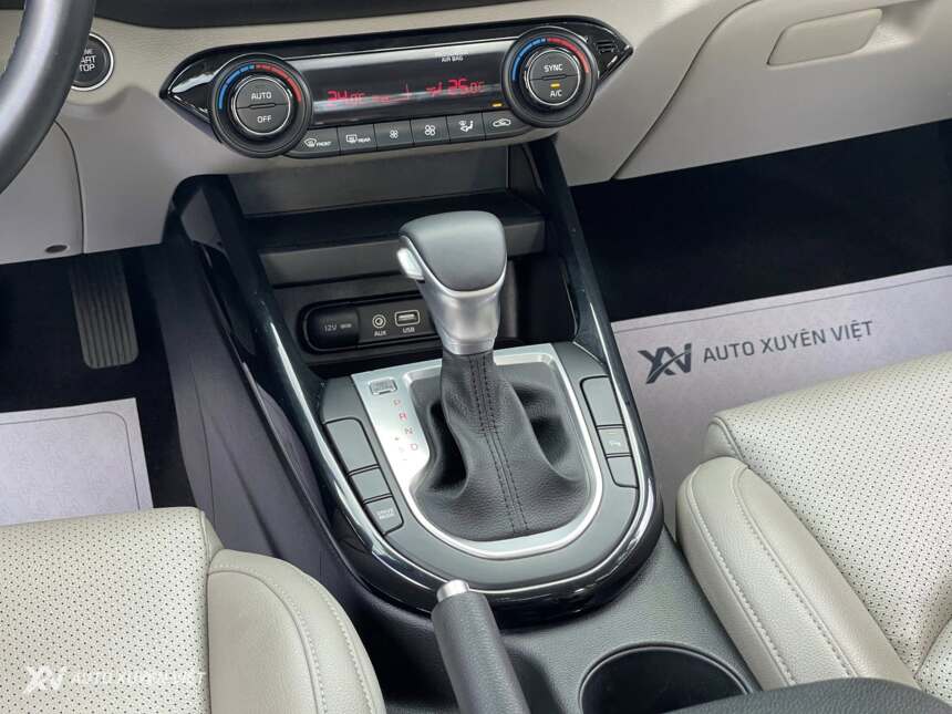 Kia Cerato 1.6AT Luxury 2020