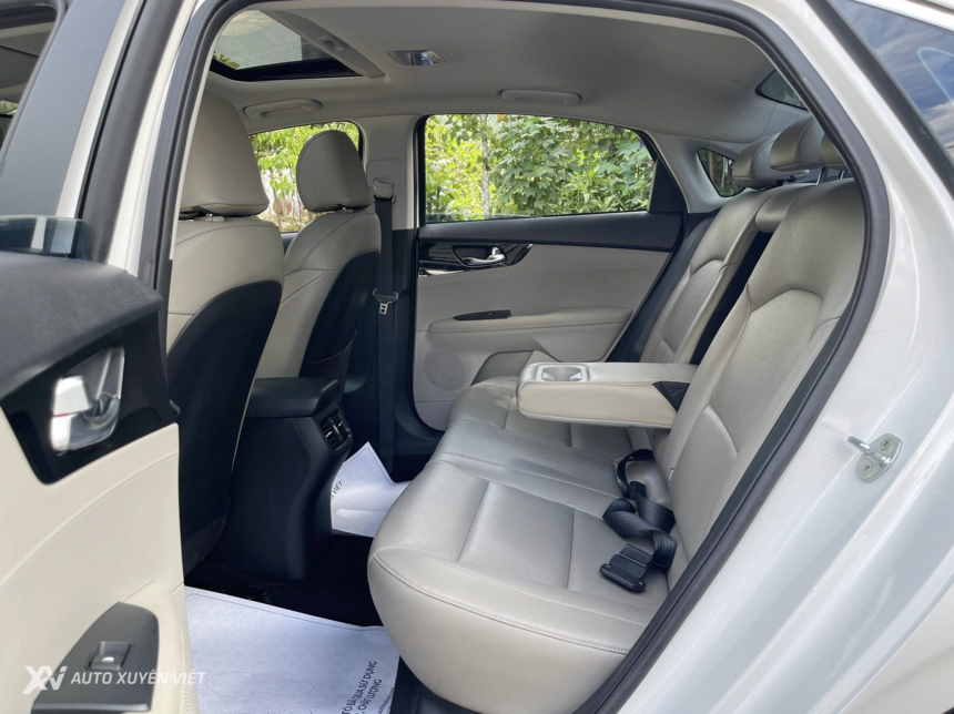 Kia Cerato 1.6AT Luxury 2020