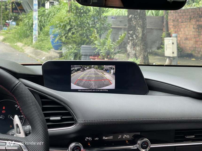 Mazda 3 Sport Luxury 1.5AT 2021 Mazda 3 Sport Luxury 1.5AT 2021