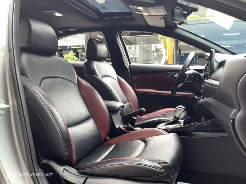 Kia K3 1.6AT Premium 2022