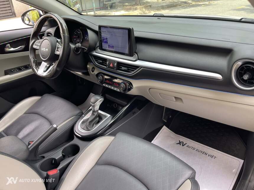 Kia K3 1.6AT Luxury 2022