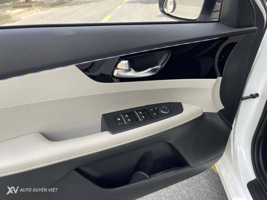 Kia K3 1.6AT Luxury 2022