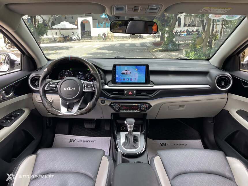 Kia K3 1.6AT Luxury 2022