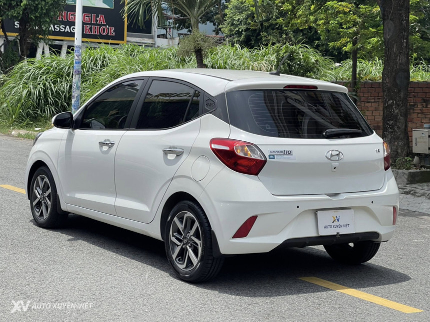 Hyundai i10 Hatchback 1.2AT 2022