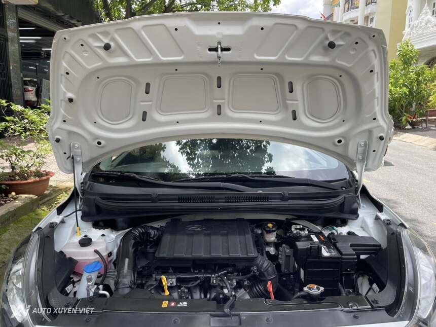 Hyundai i10 Hatchback 1.2AT 2022