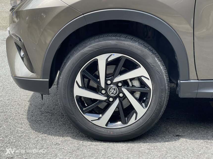 Toyota Rush 1.5 S AT 2021