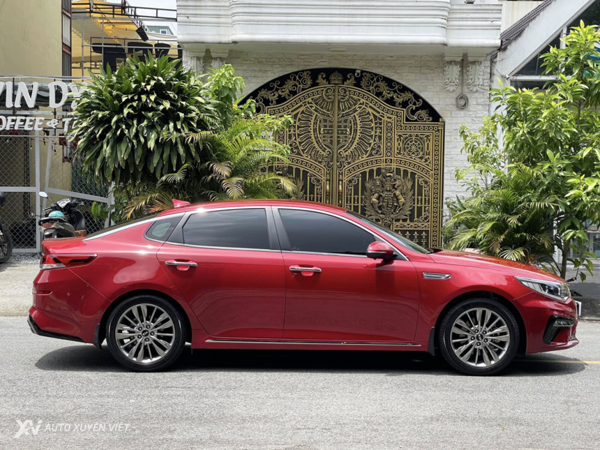 Kia Optima 2.0AT Luxury 2020 Kia Optima 2.0AT Luxury 2020