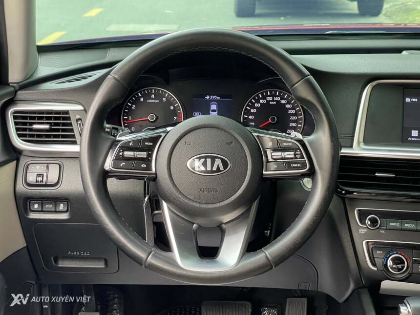 Kia Optima 2.0AT Luxury 2020 Kia Optima 2.0AT Luxury 2020