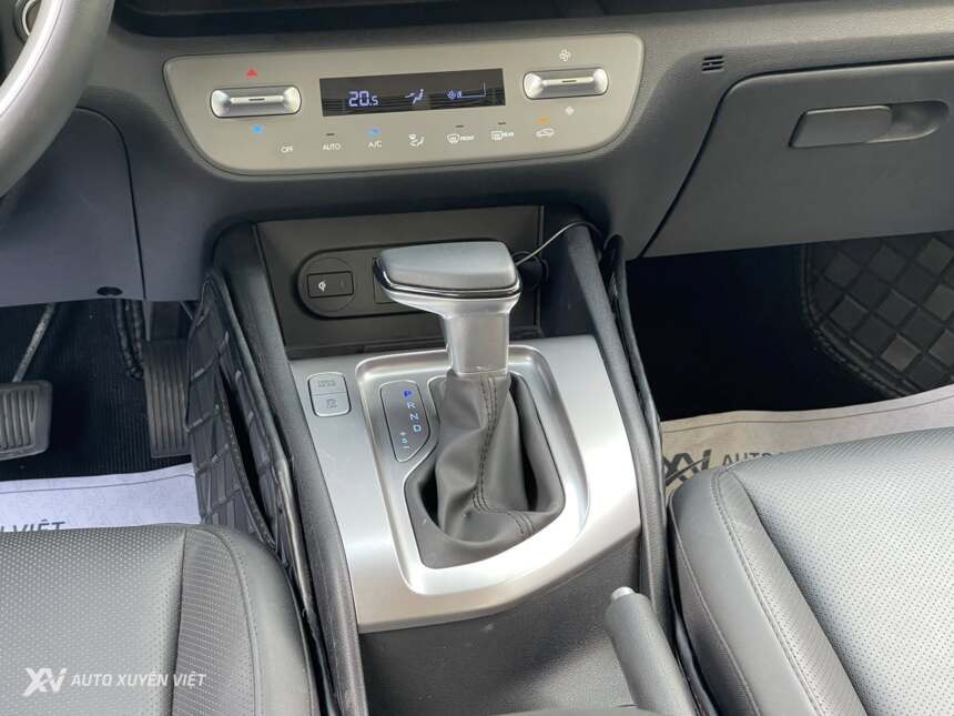 Hyundai Stargazer Cao Cấp 1.5AT 2022