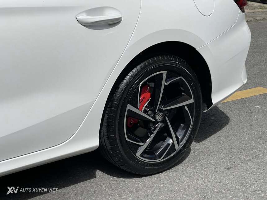 MG 5 Luxury 1.5AT 2022