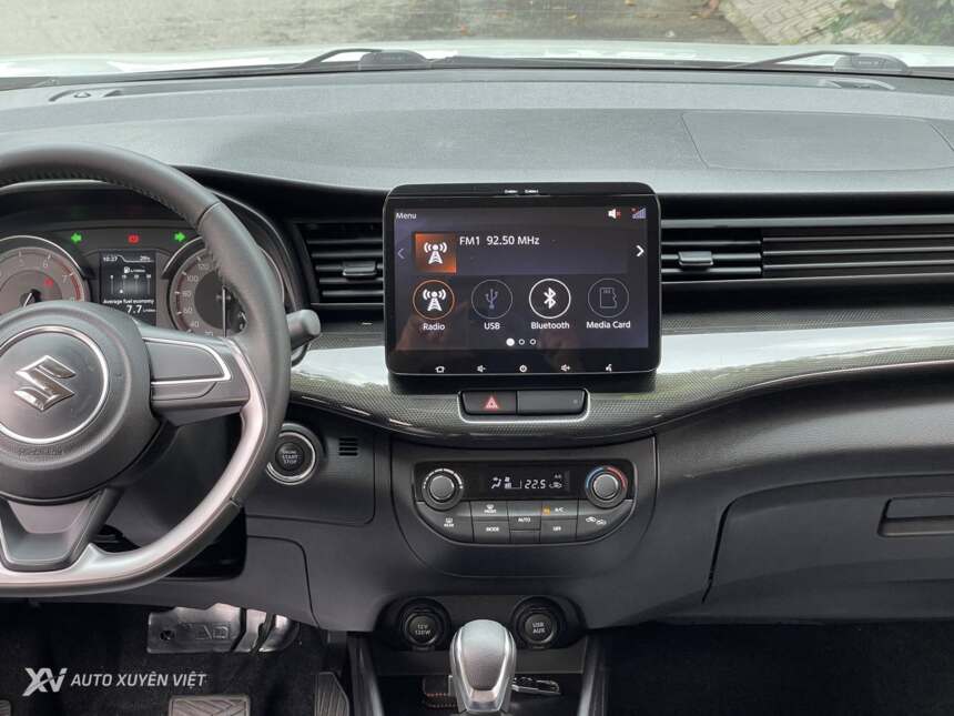 Suzuki XL7 1.5AT 2021