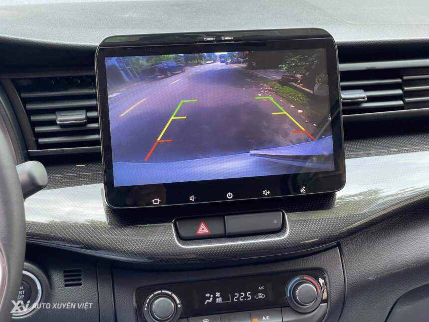 Suzuki XL7 1.5AT 2021