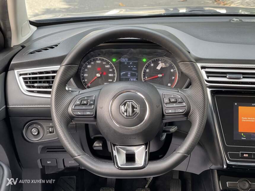 MG 5 1.5MT 2024 MG 5 1.5MT 2024