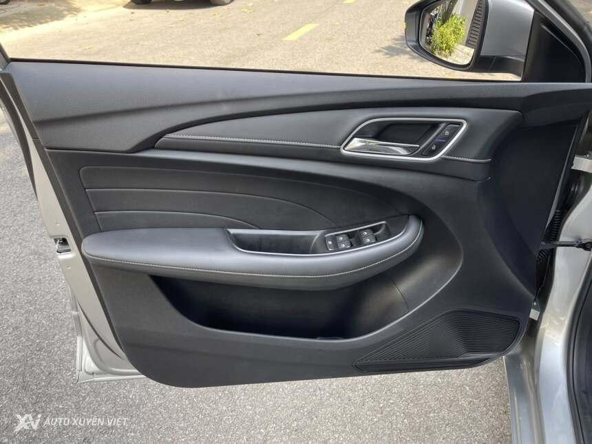 MG 5 1.5MT 2024 MG 5 1.5MT 2024