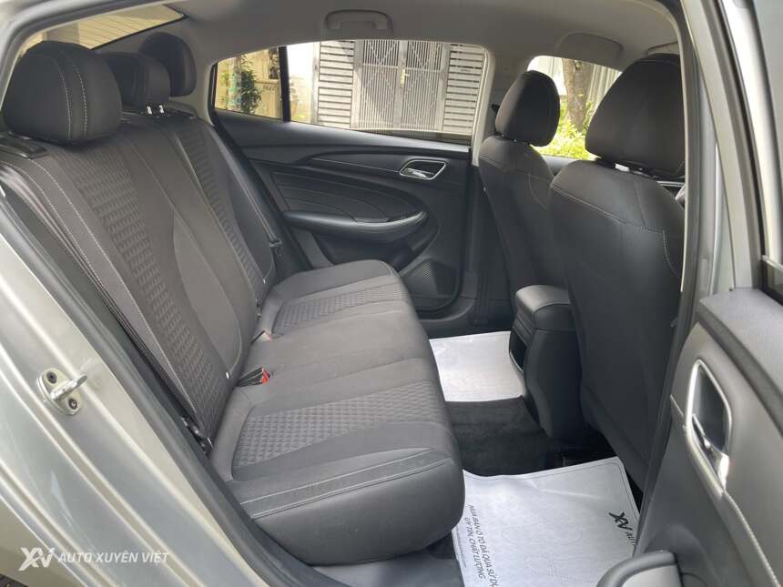 MG 5 1.5MT 2024 MG 5 1.5MT 2024