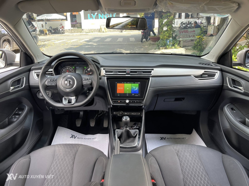 MG 5 1.5MT 2024 MG 5 1.5MT 2024