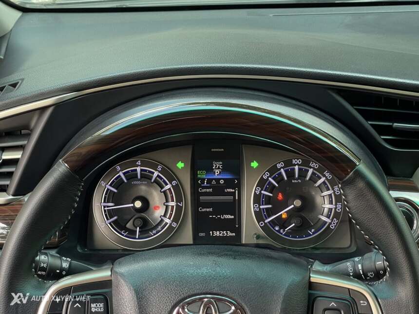 Toyota Innova 2.0V 2016