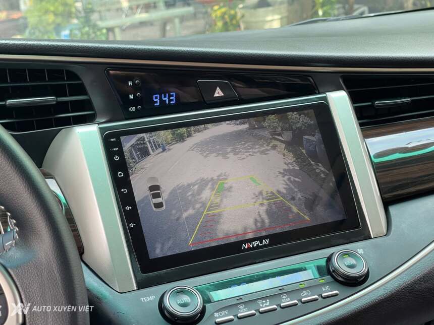 Toyota Innova 2.0V 2016