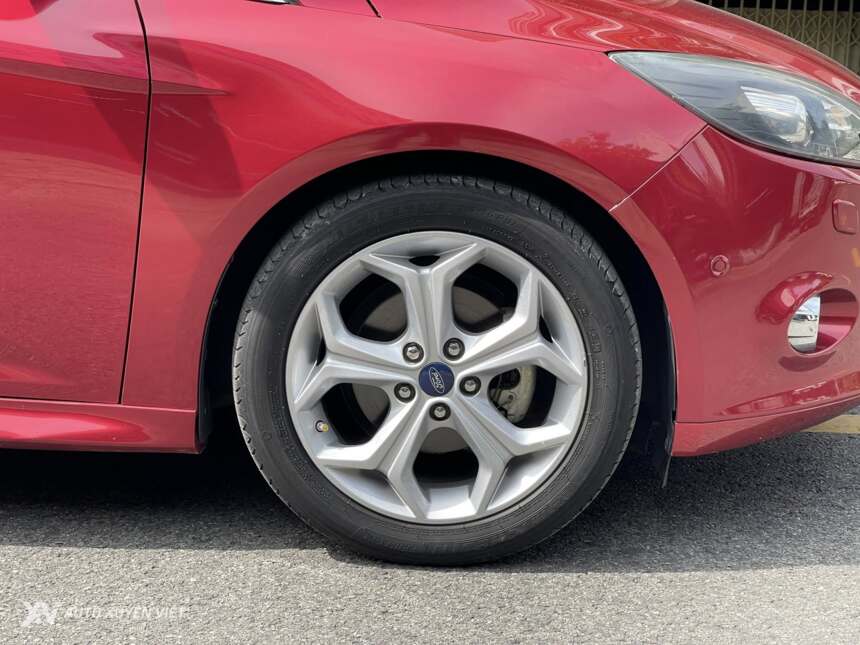  Ford Focus Sport Hatchback 2.0AT 2014