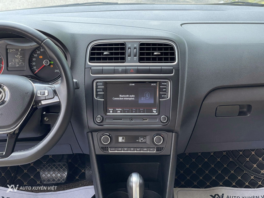 Volkswagen Polo 1.6AT 2020