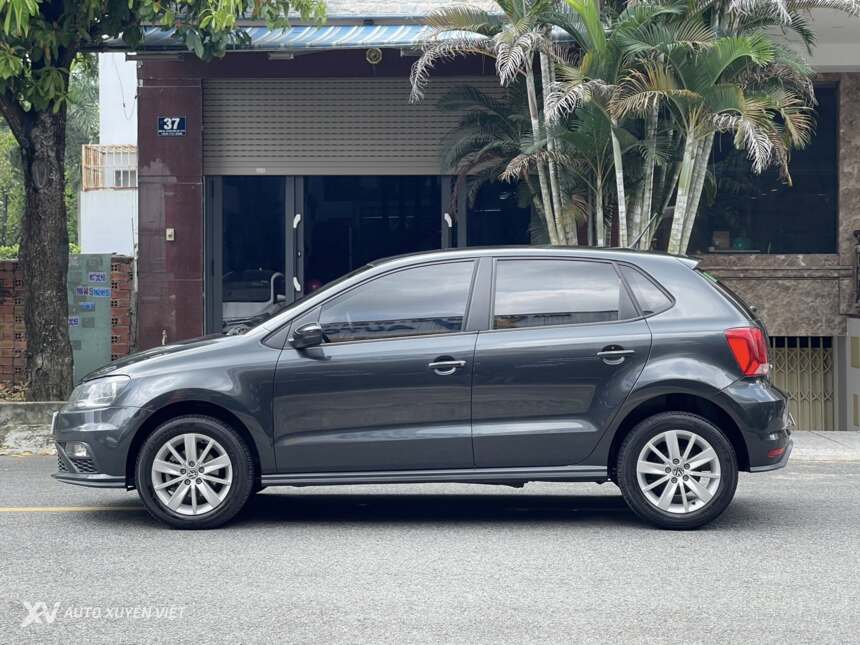 Volkswagen Polo 1.6AT 2020