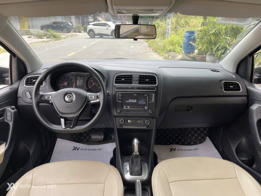 Volkswagen Polo 1.6AT 2020