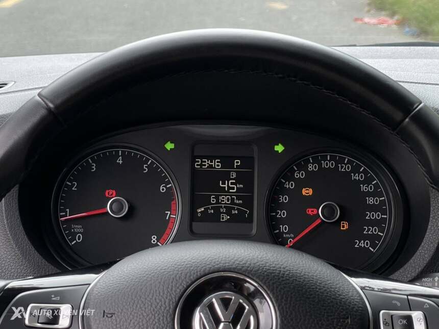 Volkswagen Polo 1.6AT 2020