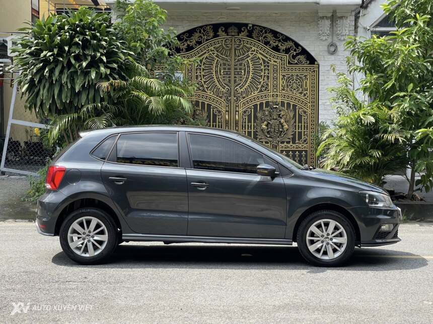 Volkswagen Polo 1.6AT 2020