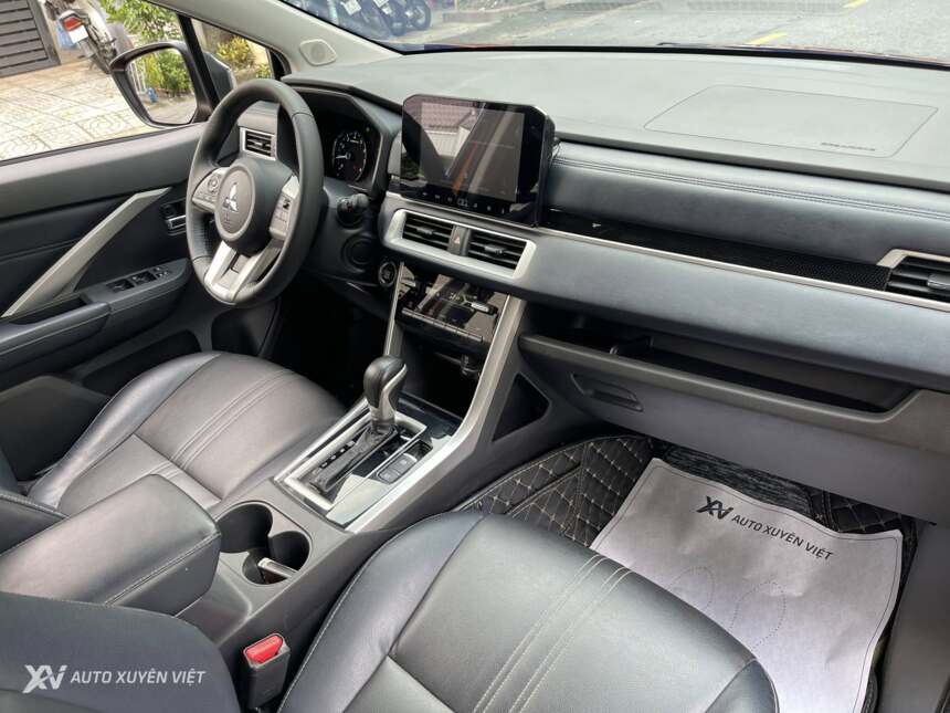 Mitsubishi Xpander Cross 1.5AT 2022 Mitsubishi Xpander Cross 1.5AT 2022