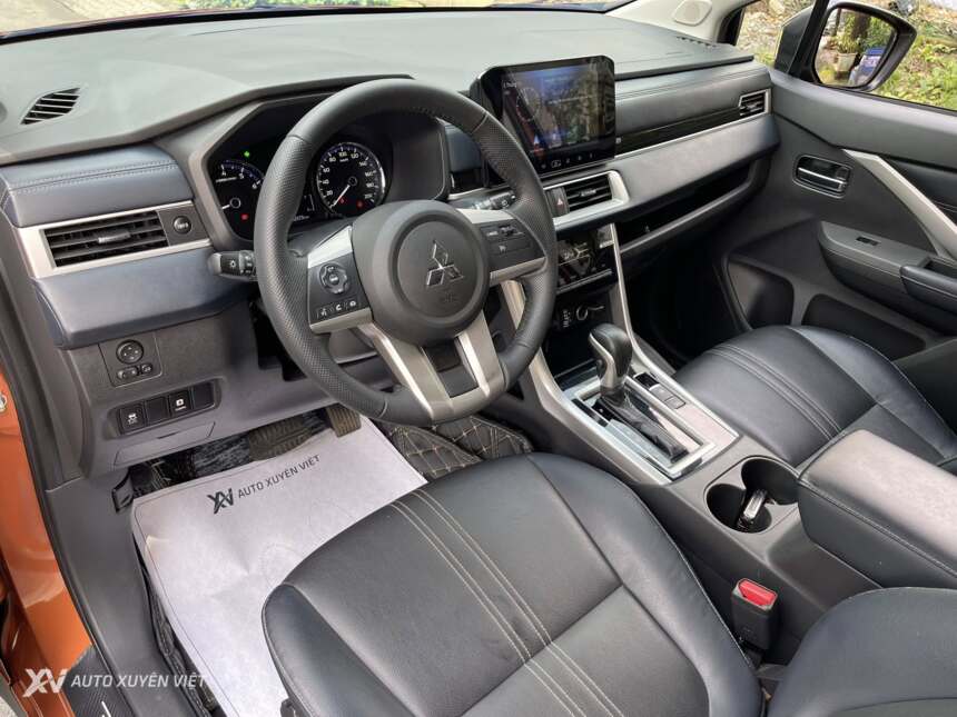 Mitsubishi Xpander Cross 1.5AT 2022 Mitsubishi Xpander Cross 1.5AT 2022